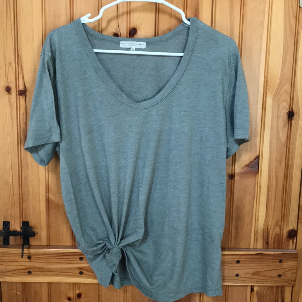 Side knot tee